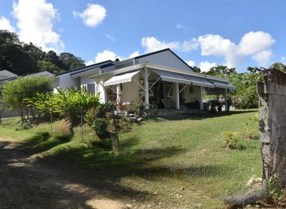 Lot 4 Torvette/PETIT-BOURG